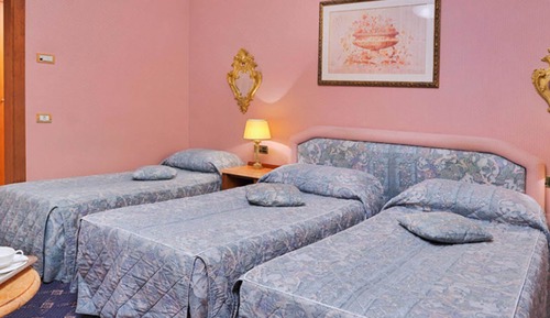 Classic Triple Room