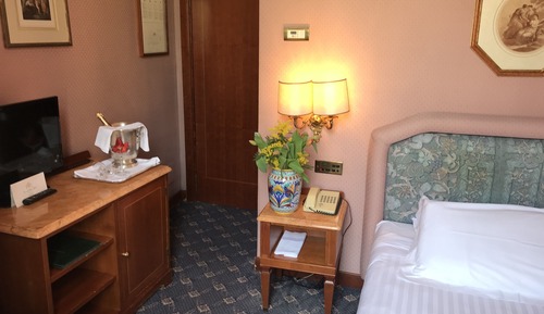 Classic Single Room