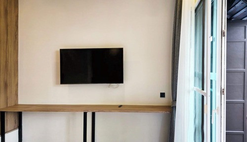 Premier Coral Seaview Studio