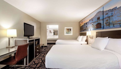 Standard Room, 2 Queen Beds, Smoking