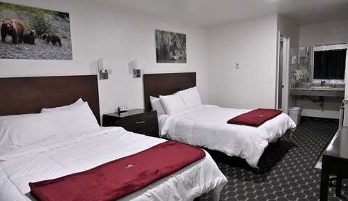 Moderate, 2 Queen Beds