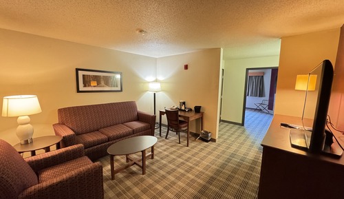 Suite, 1 Bedroom, Non Smoking (1 King Bed)