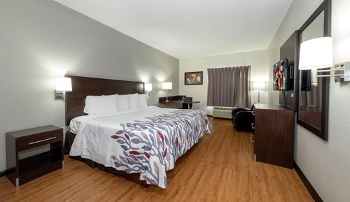 Superior Room, 1 King Bed, Smoking