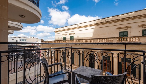 Classic Room, Balcony