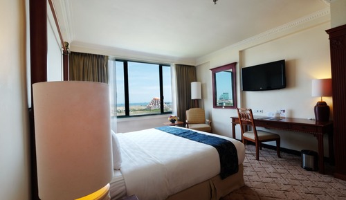 Aryaduta Suite