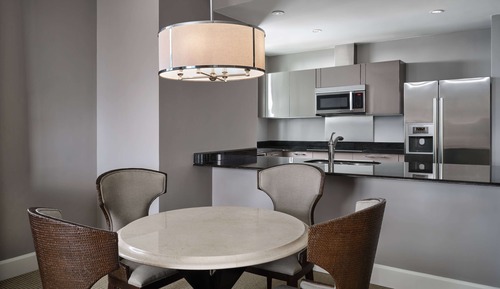 Premier Suite, 1 King Bed, Non Smoking, Kitchen (Tower)