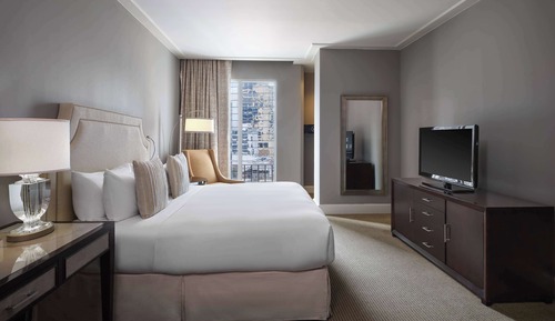 Studio, 1 King Bed, Non Smoking, Tower