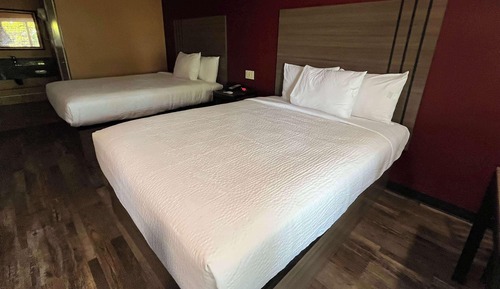 Room, 2 Queen Beds, Non Smoking
