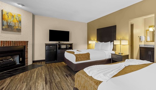 Standard Room, 2 Queen Beds, Non Smoking, Fireplace