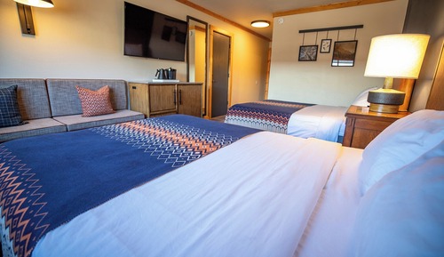 Deluxe Room, 2 Queen Beds, Mobility Accessible