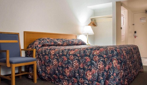 Room, 1 King Bed, Non Smoking