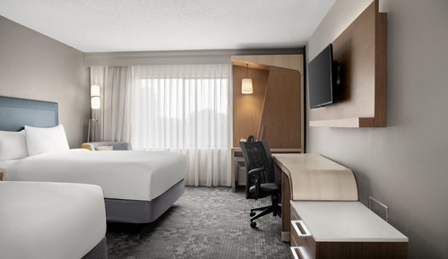 Room, 2 Queen Beds, Balcony