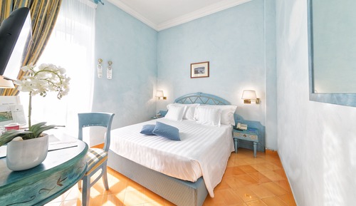 Classic Double or Twin Room