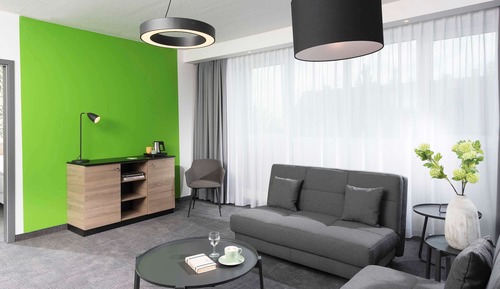 Standard Suite, Multiple Beds