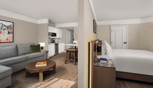 Luxury Junior Suite, 1 Queen Bed, Kitchenette
