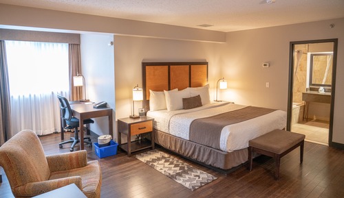 Superior King Suite