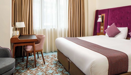 Superior Room, 1 King Bed