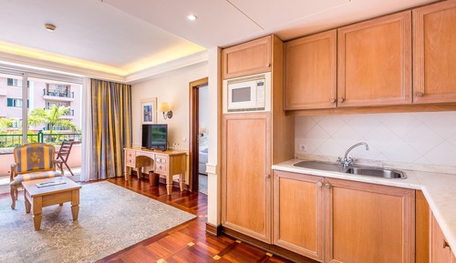 Standard Suite, Balcony