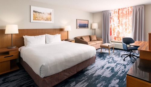 Junior Suite, 1 King Bed with Sofa bed