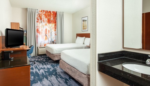 Room, 2 Queen Beds (Mobility/Hearing Accessible, Tub)