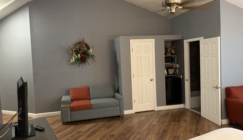 Studio Suite, 1 King Bed, Non Smoking