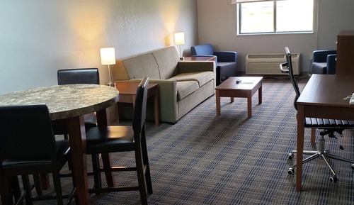 Suite, 1 King Bed, Non Smoking