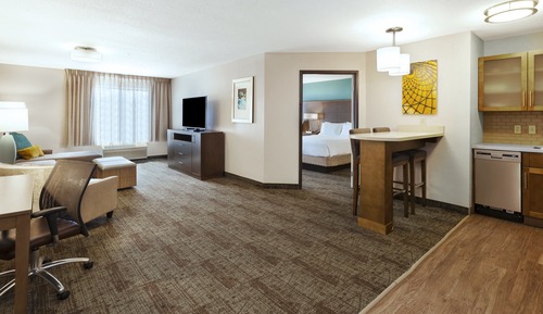 Suite, 1 Bedroom, Kitchen (Extra Floor Space)