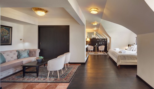 Junior Suite