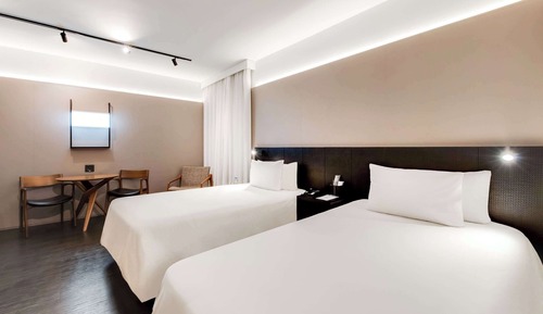 Quarto Superluxo, 2 camas de solteiro - NEW