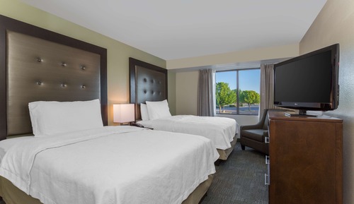 Suite, 2 Bedrooms, Non Smoking (1 King and 2 Double Beds)