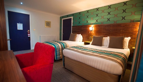 Standard Room, Multiple Beds, Non Smoking