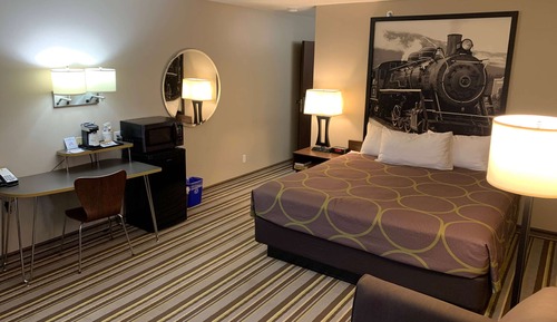 Deluxe Room, 1 King Bed, Non Smoking