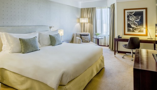 Suite, 1 King Bed (Diplomatic, High Floor)