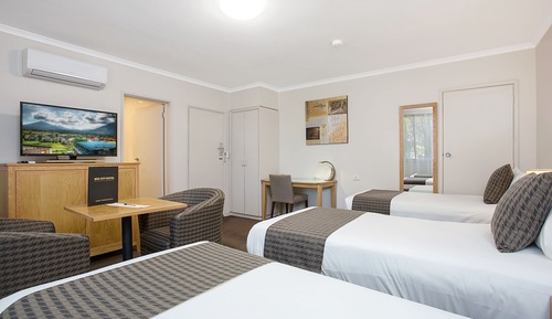 Premium Triple Room