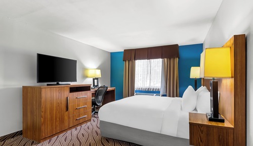 Suite, 1 King Bed, Non Smoking