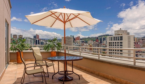Suite, 1 King Bed, Terrace, City View (Corner)