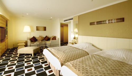 Deluxe Corner Twin Room, Non Smoking