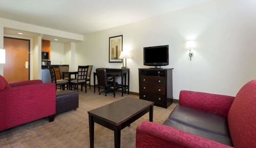 Studio Suite, 1 King Bed, Non Smoking
