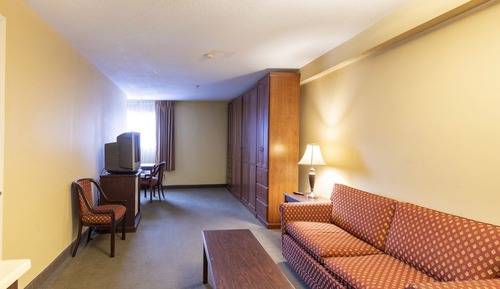 Deluxe Suite, Multiple Beds, Non Smoking