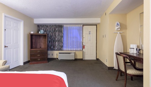 Standard Room, 1 King Bed, Non Smoking