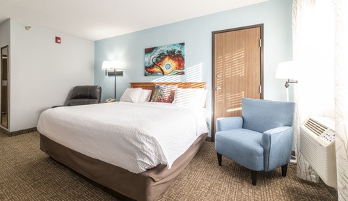 Room, 1 King Bed, Accessible, Non Smoking (Mobility)