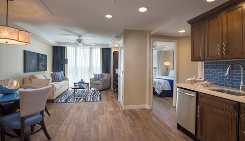 Palm Tower Upper Floor One Bedroom King Suite Gulf View