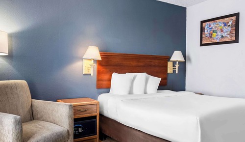 Room, 1 King Bed, Accessible, Non Smoking
