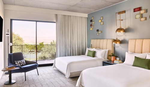 Room, 2 Queen Beds, Non Smoking, Fireplace (Fireplace)