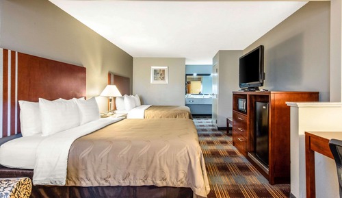 Standard Room, 2 Queen Beds, Non Smoking