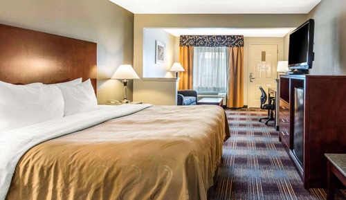 Standard Room, 1 King Bed, Smoking