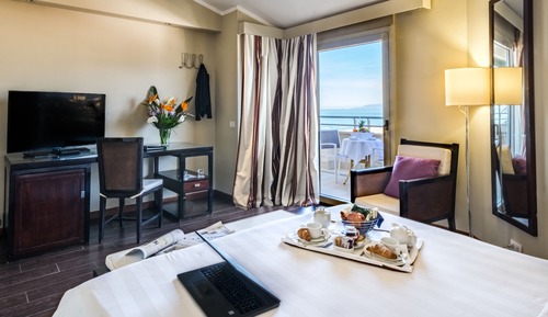 Panoramic Room, Partial Sea View