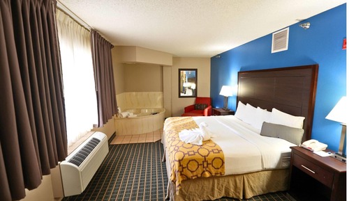 Studio Suite, 1 King Bed with Sofa bed, Non Smoking, Jetted Tub