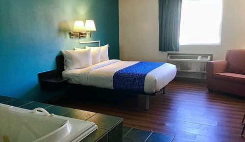 Room, 1 King Bed, Non Smoking