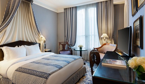 Deluxe Room, 1 Queen Bed